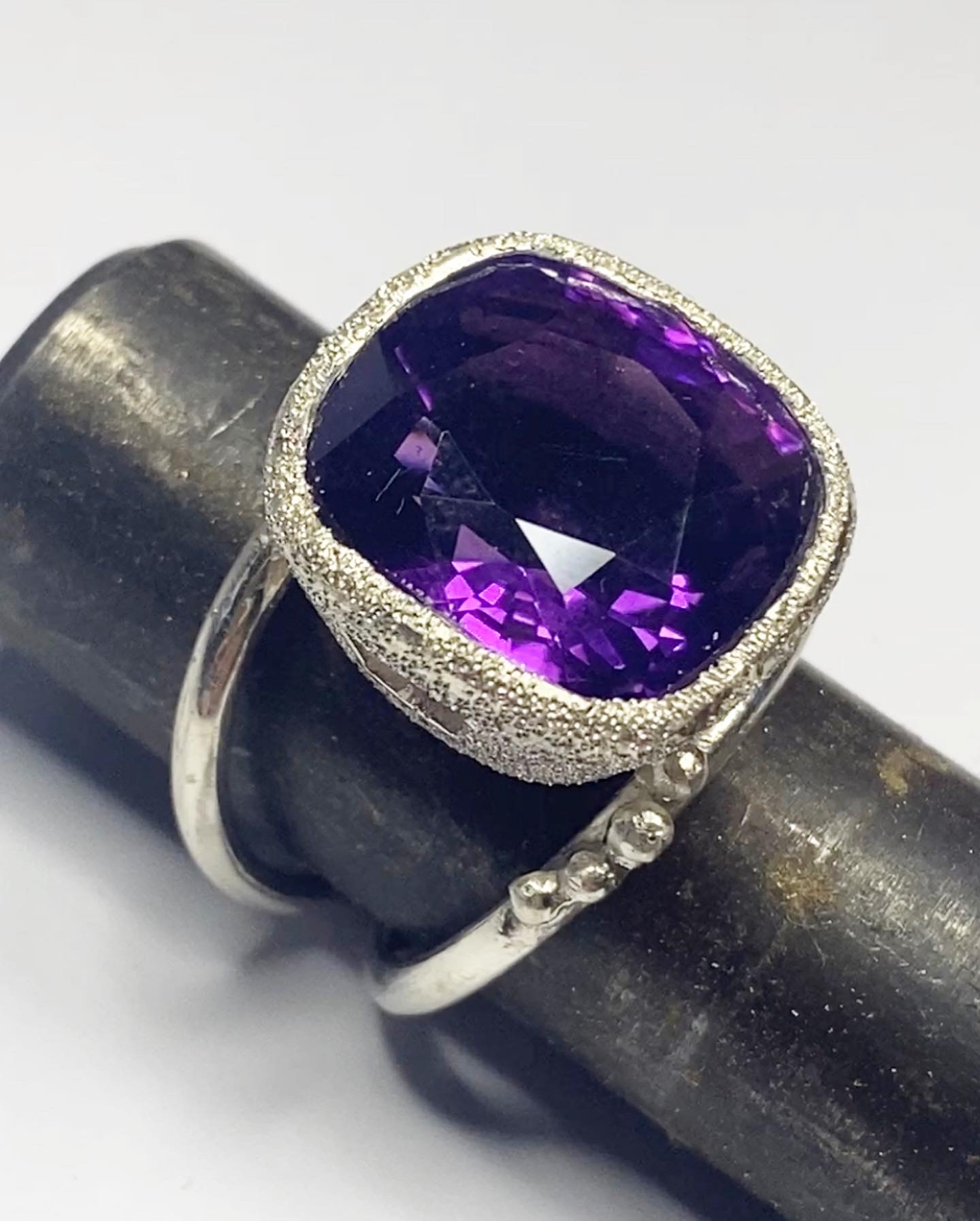 Amethyst ring