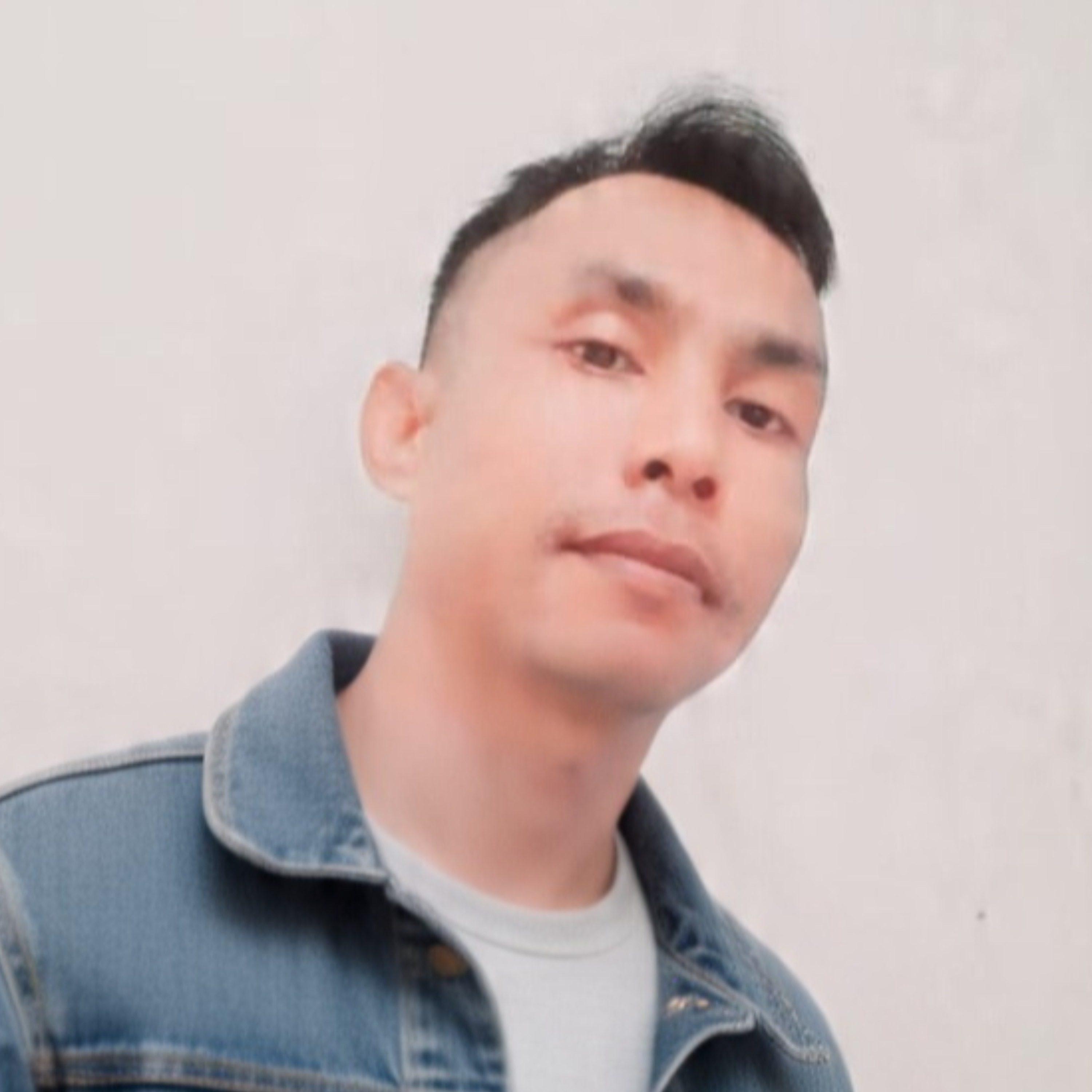 Roman Yosi - Music Artist