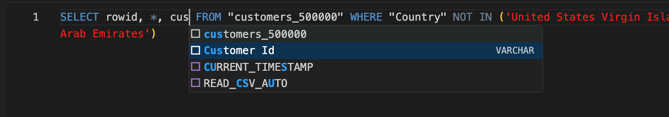 SQL autocomplete showing table and column suggestions