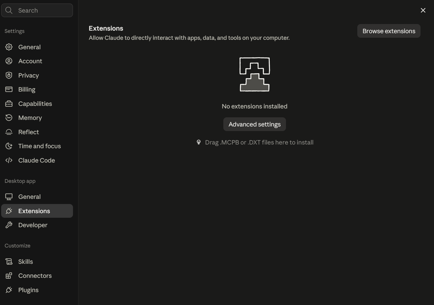 Claude Desktop Settings, Extensions tab: No extensions installed, Drag .MCPB or .DXT files here to install