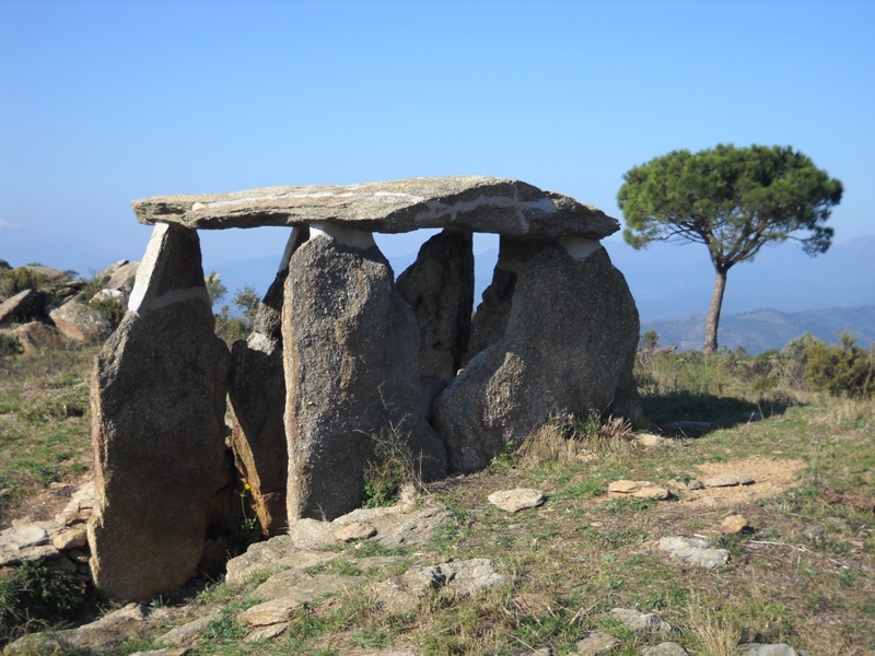De Vilajuïga a Llançà pel Castell de Sant Salvador (100 Cims) i Sant Pere de Rodes