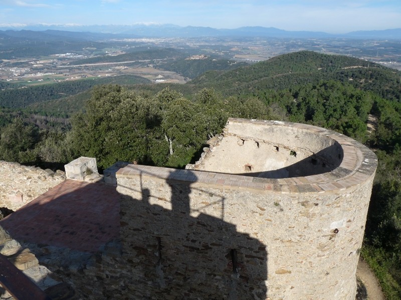 El Castell de Sant Miquel (100 cims) i el Santuari dels Àngels (100 Cims) des de Girona