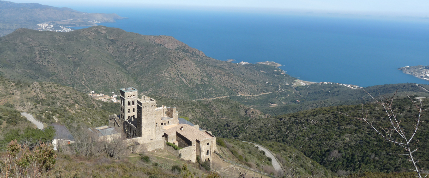 Circular a Llançà per Sant Pere de Rodes, Castell Saverdera (100 Cims) i Vall de Santa Creu