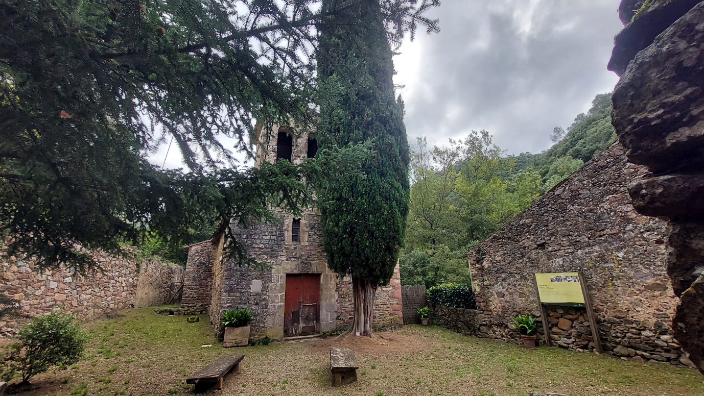 De La Garriga al Figaró pel Nanets, el cim de la Roca Centella i St. Cristòfol de Monteugues
