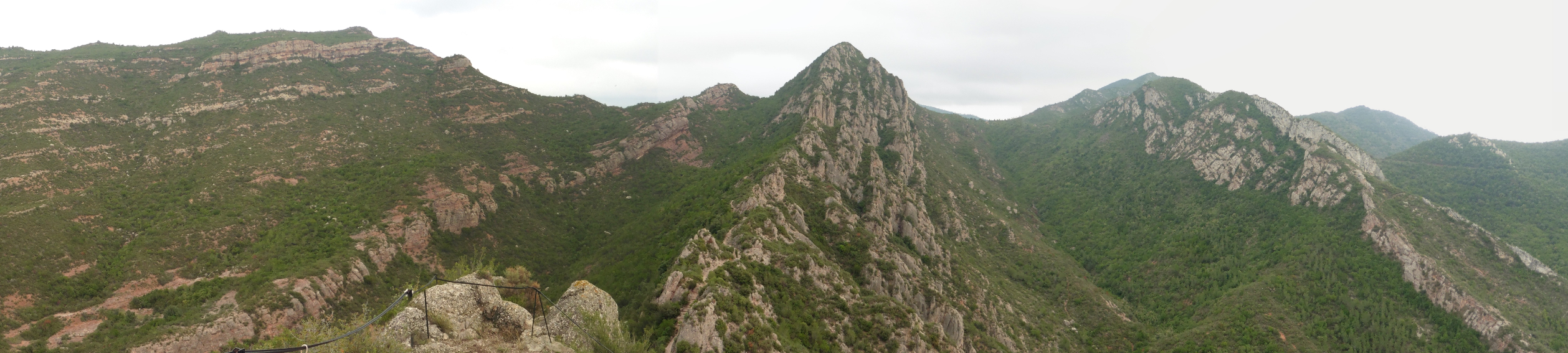 De Vacarisses a l'Aeri de Montserrat per St. Salvador Espases (100 Cims) i la Puda pel GR-270