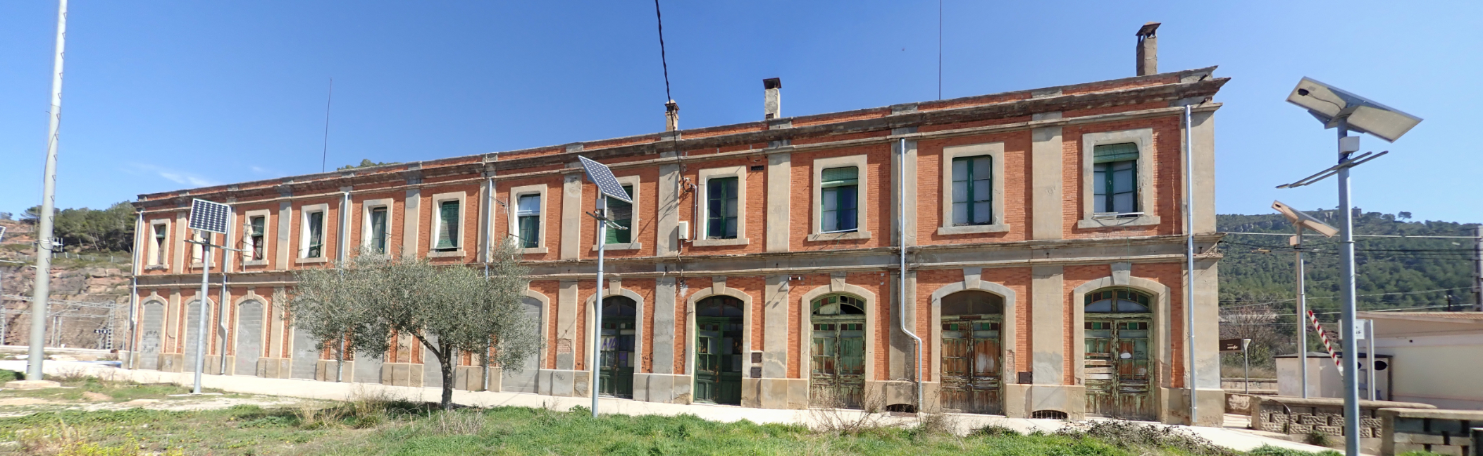 Turó de l'Escletxa (100 Cims) des de l'estació de Castellbell i el Vilar