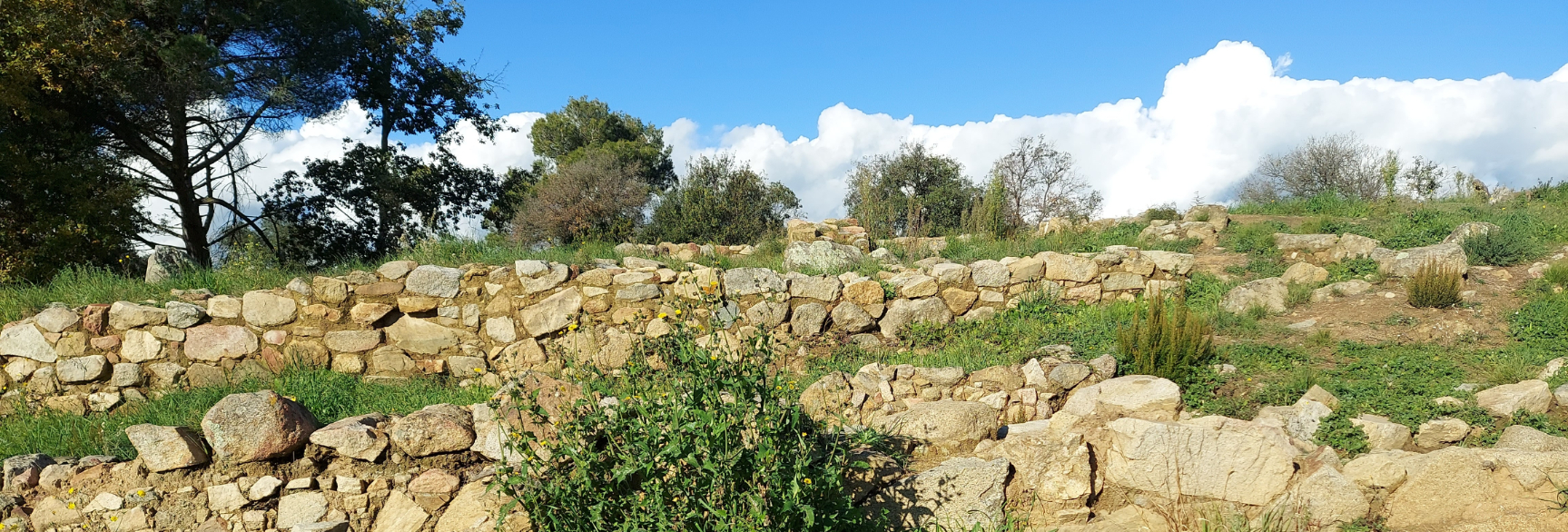 Circular des de Llinars del Vallès pel PR-C 228, l’aiguabarreig del Mogent i el Castell Vell