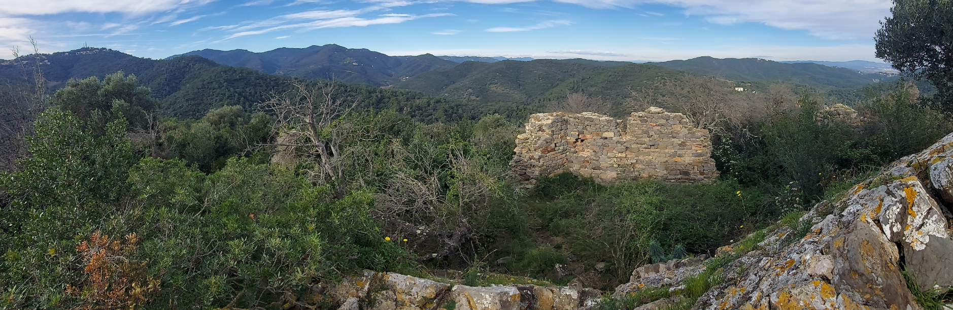 El Montpalau (100 Cims) des de Pineda de Mar seguint el SL-C 101