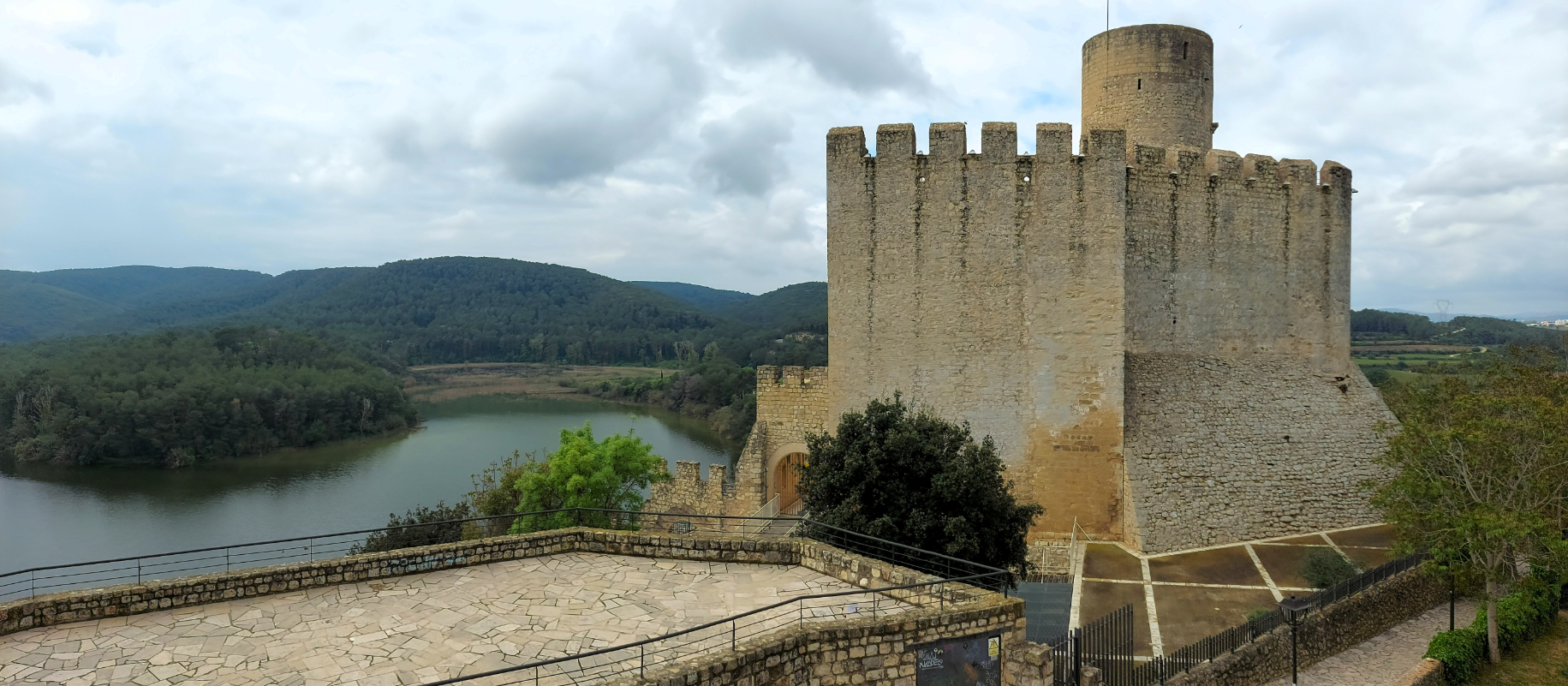 Dels Monjos a l'Arboç pel Puig d'Àliga (100 Cims) i el pantà de Foix