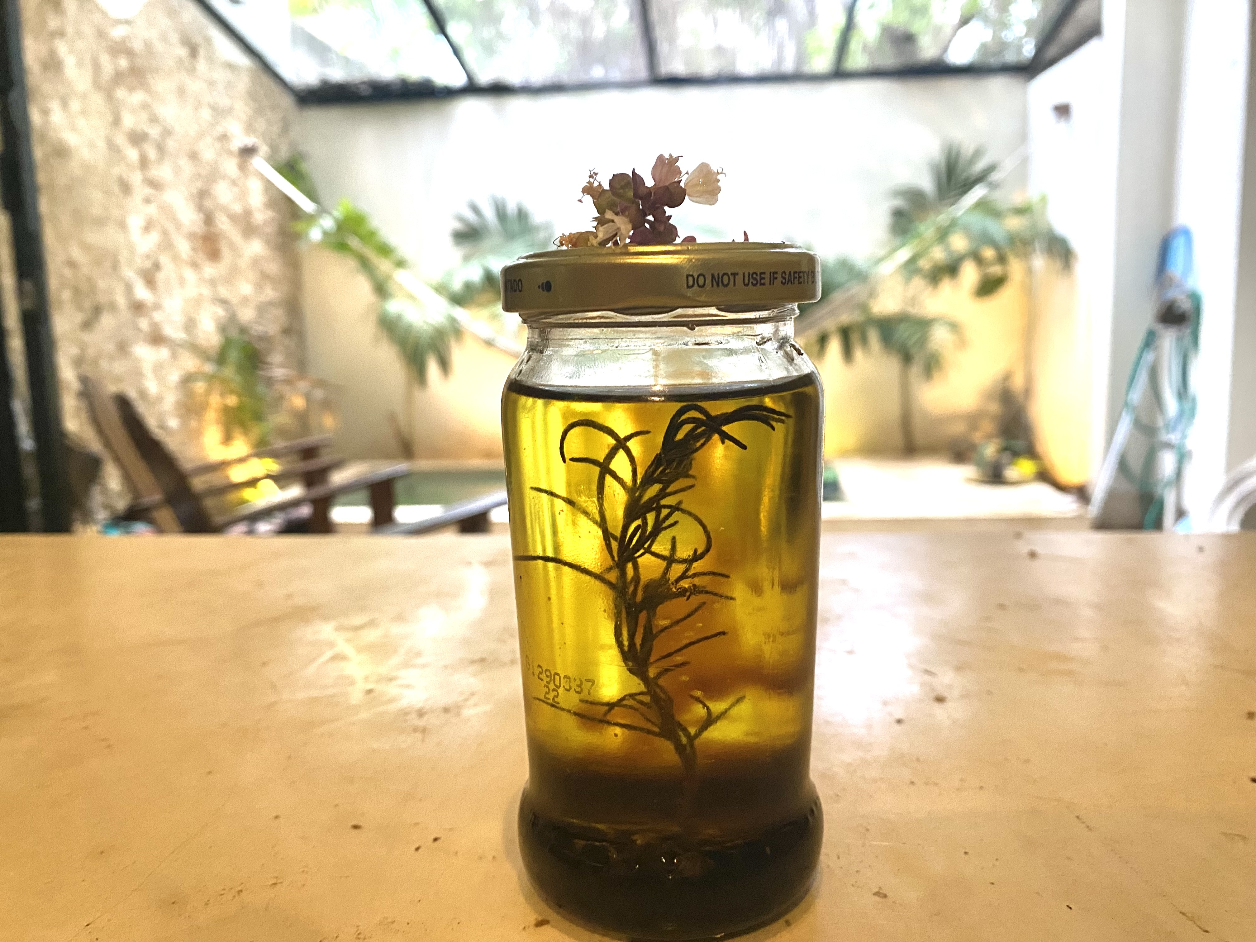 aceite con ajo y romero