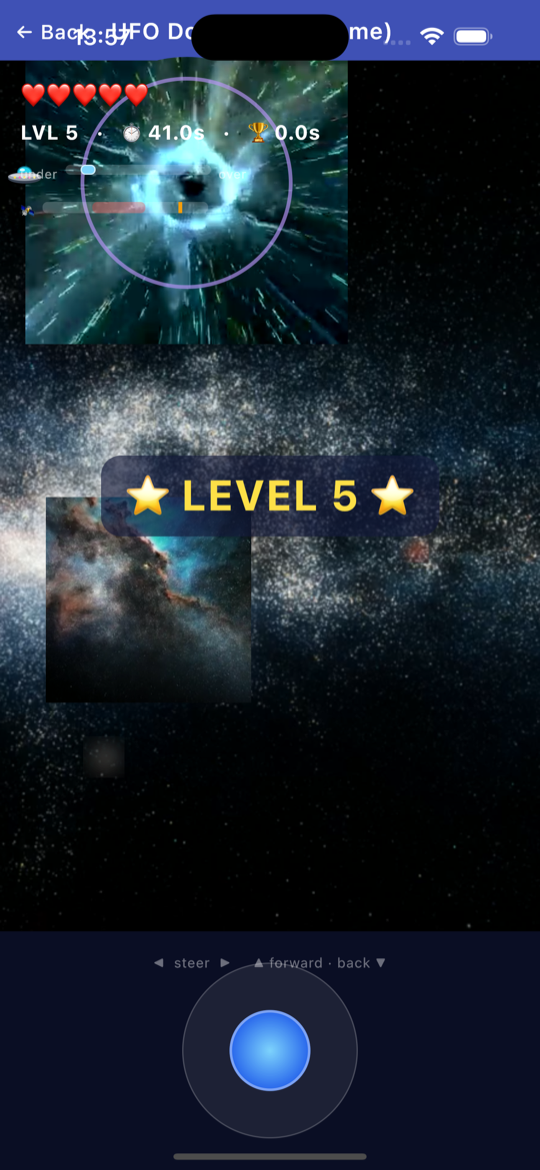 UFO Dodge on iOS — flying through the black-hole warp