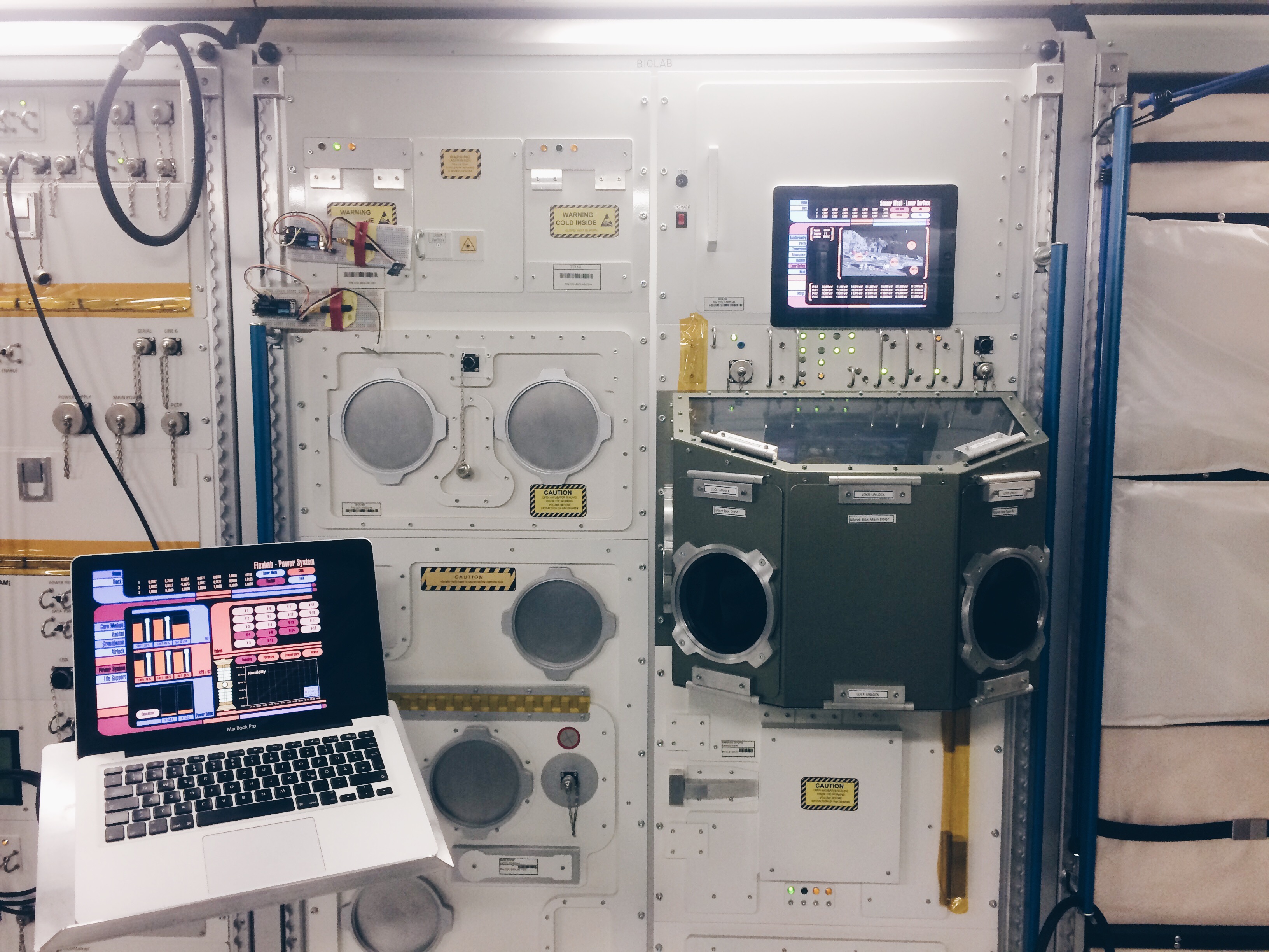 GitHub - Spo-ck/IoT-and-Sensor-Confetti-for-Lunar-Exploration: This is ...