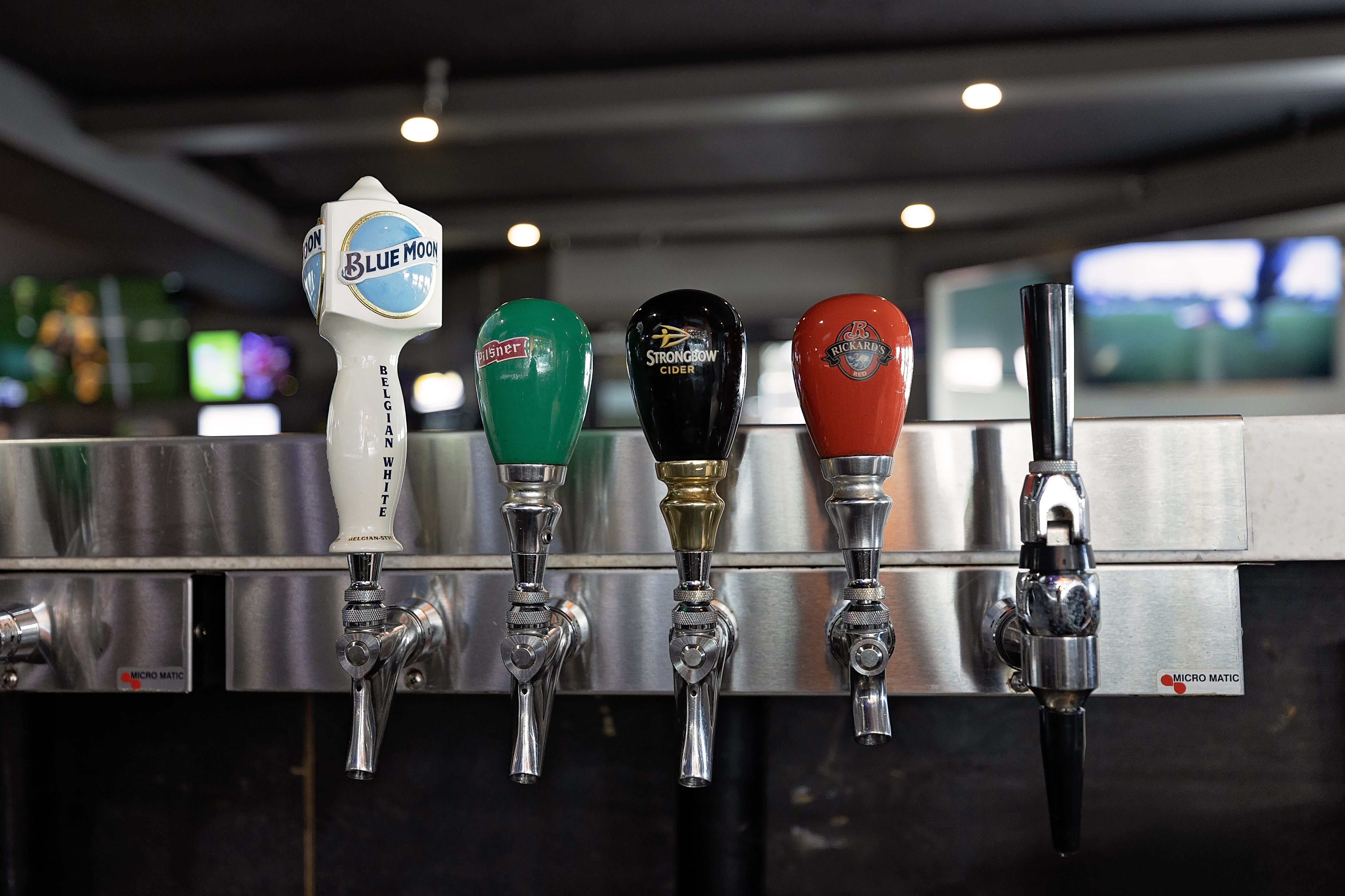Bar taps