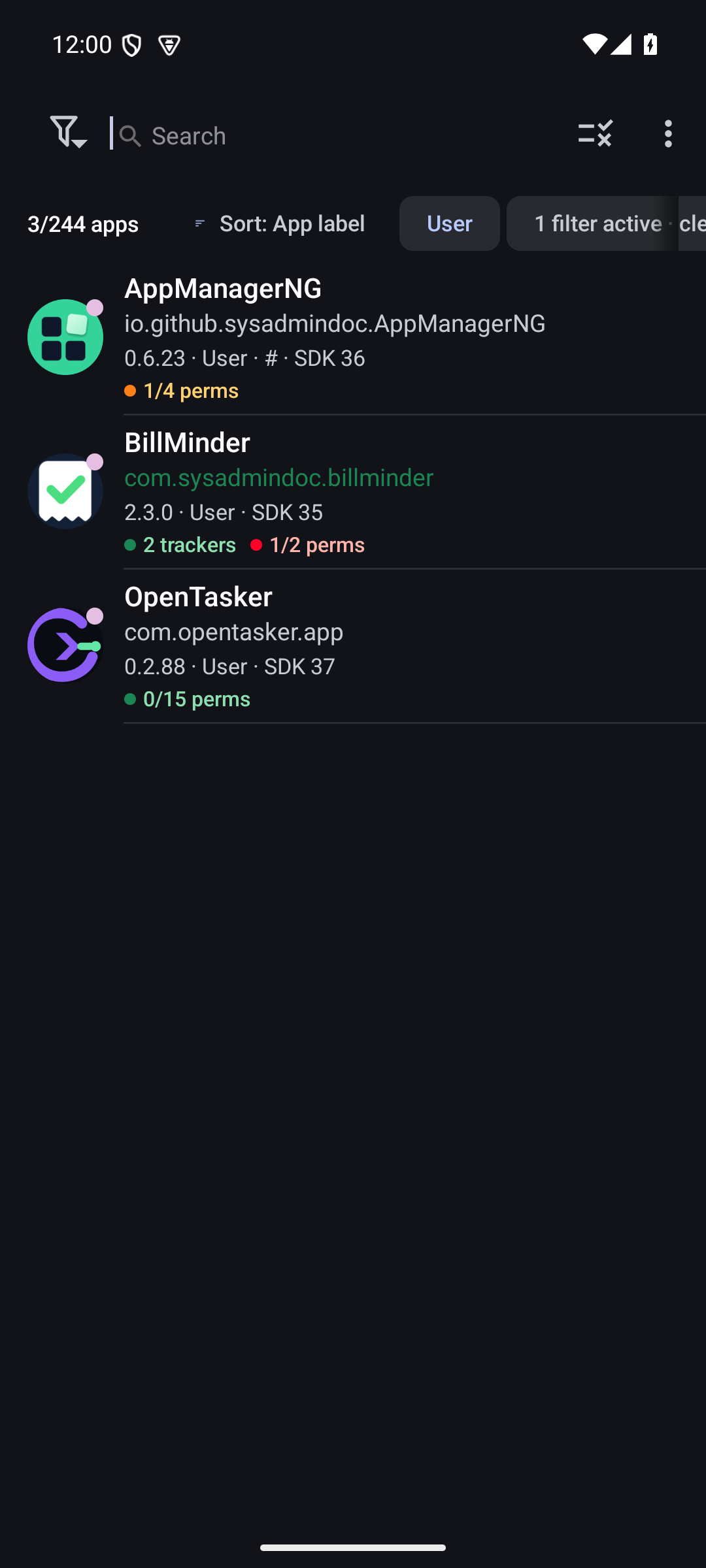 Filterable installed app list in the dark theme