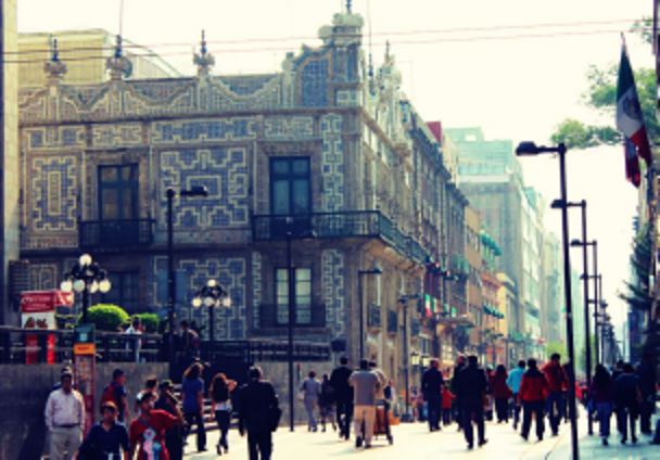 Calle Madero Cortesia Bici-Tando la Ciudad de Mexico