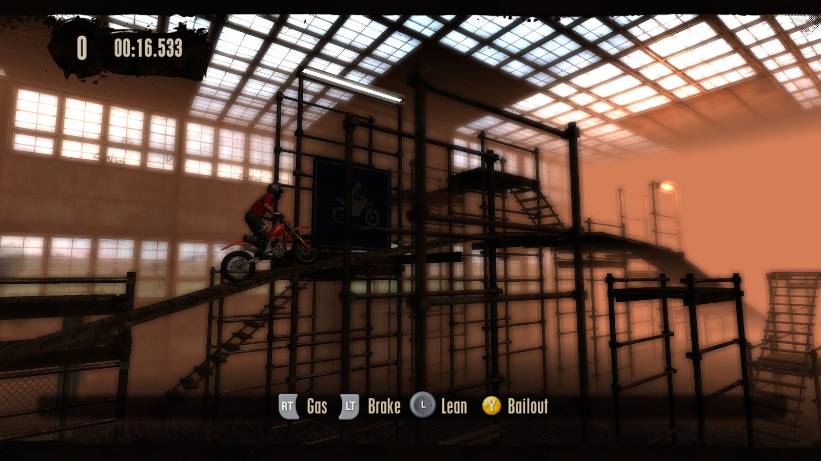 Trials HD: the scaffolding in the warehouse