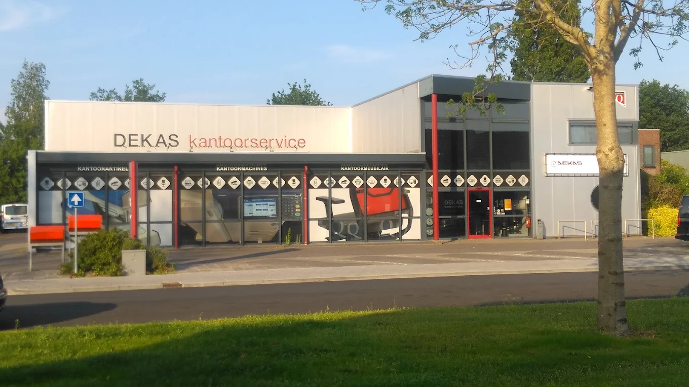 Het pand van Dekas Kantoorservice