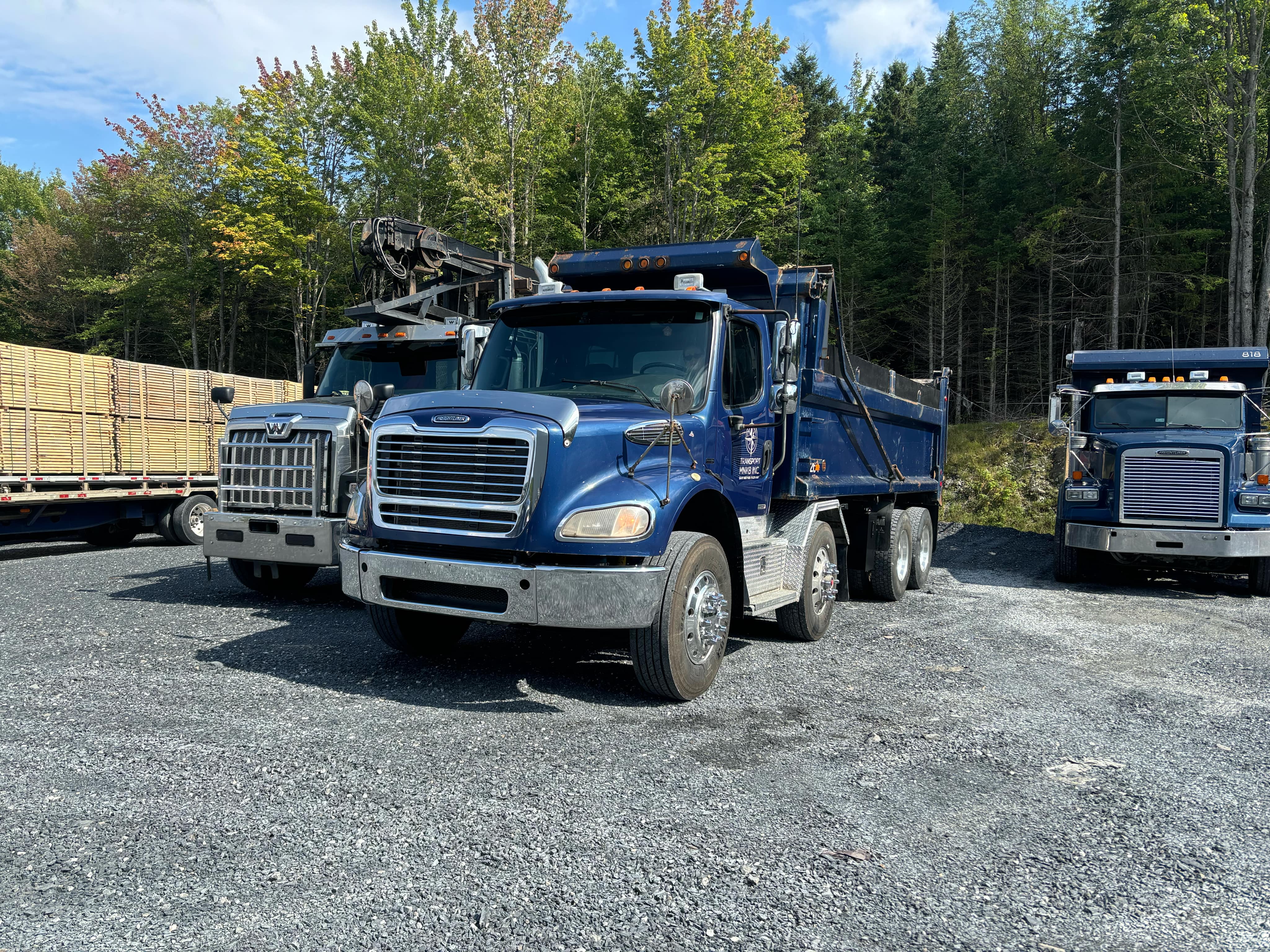 Camion transport MNKB