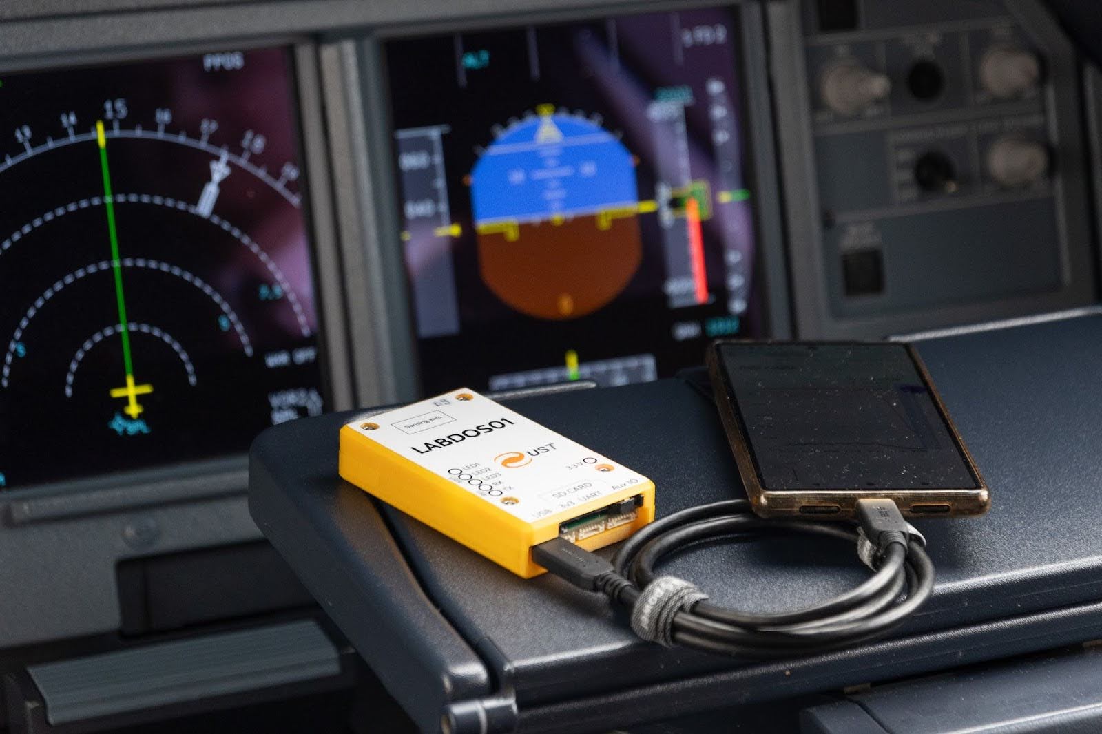 Radiation monitoring in airliner cocpit