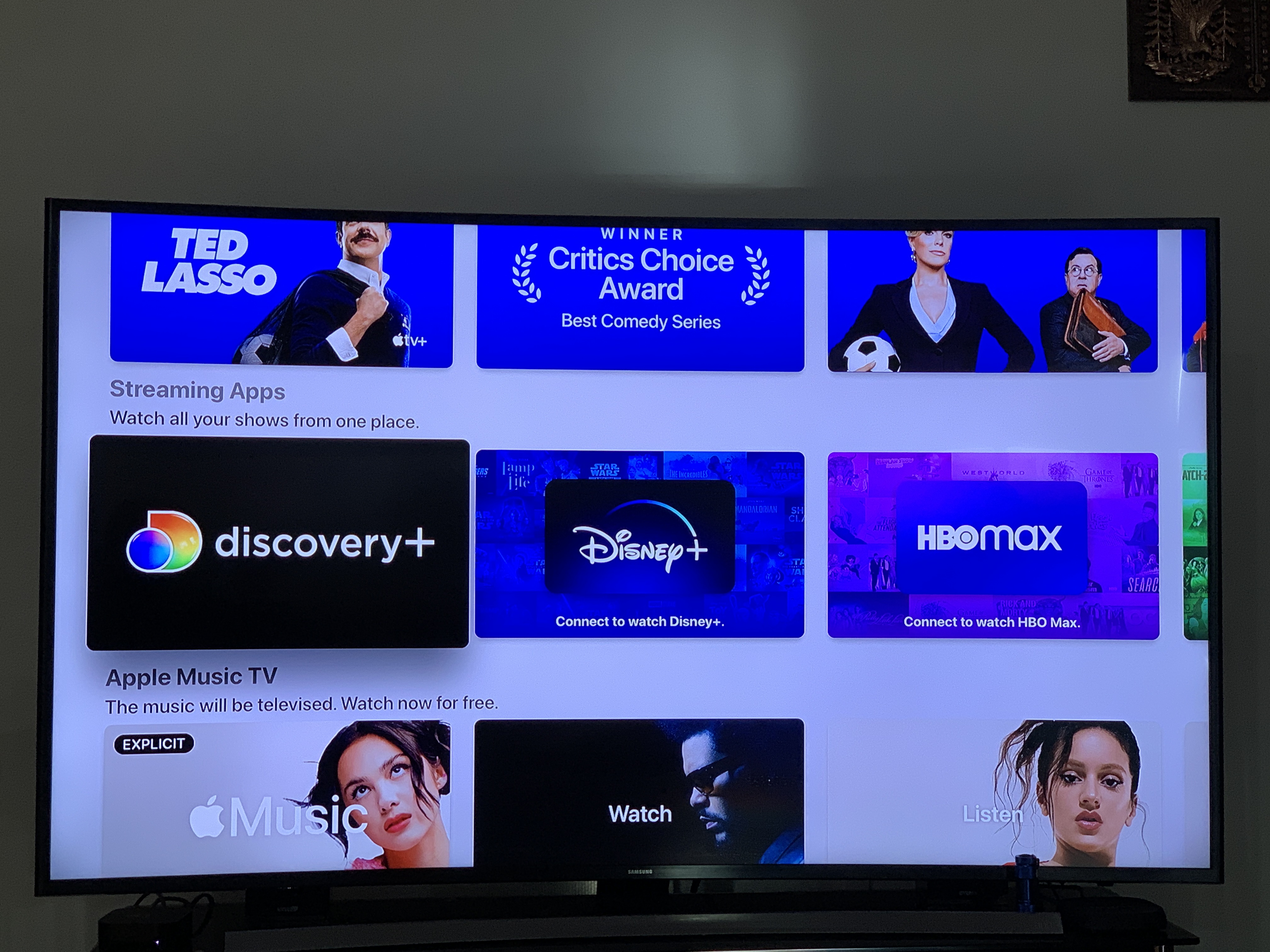 Apple TV Interface with Discovery+ Panel