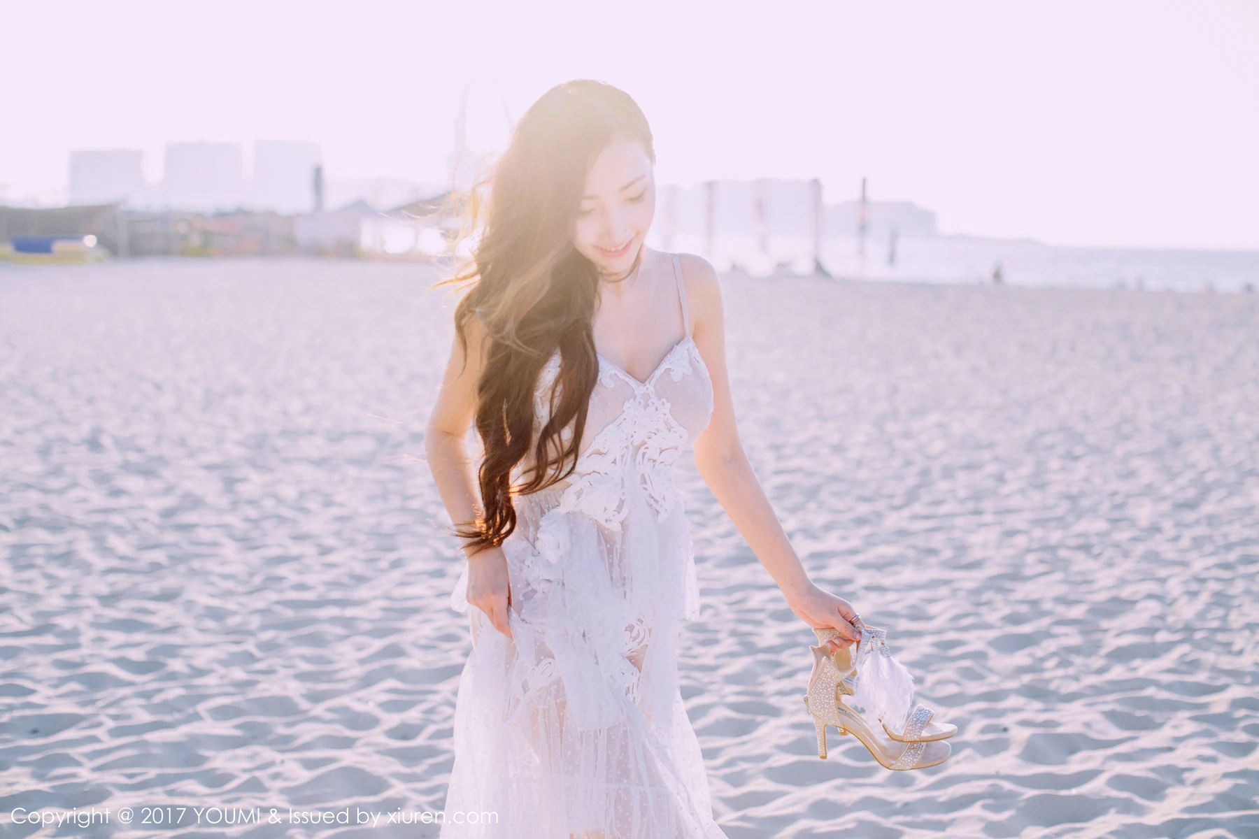 YouMi尤蜜荟 Vol.088_女神Yumi-尤美迪拜旅拍蓝天银滩性感比基尼秀完美身材写真41P - 6