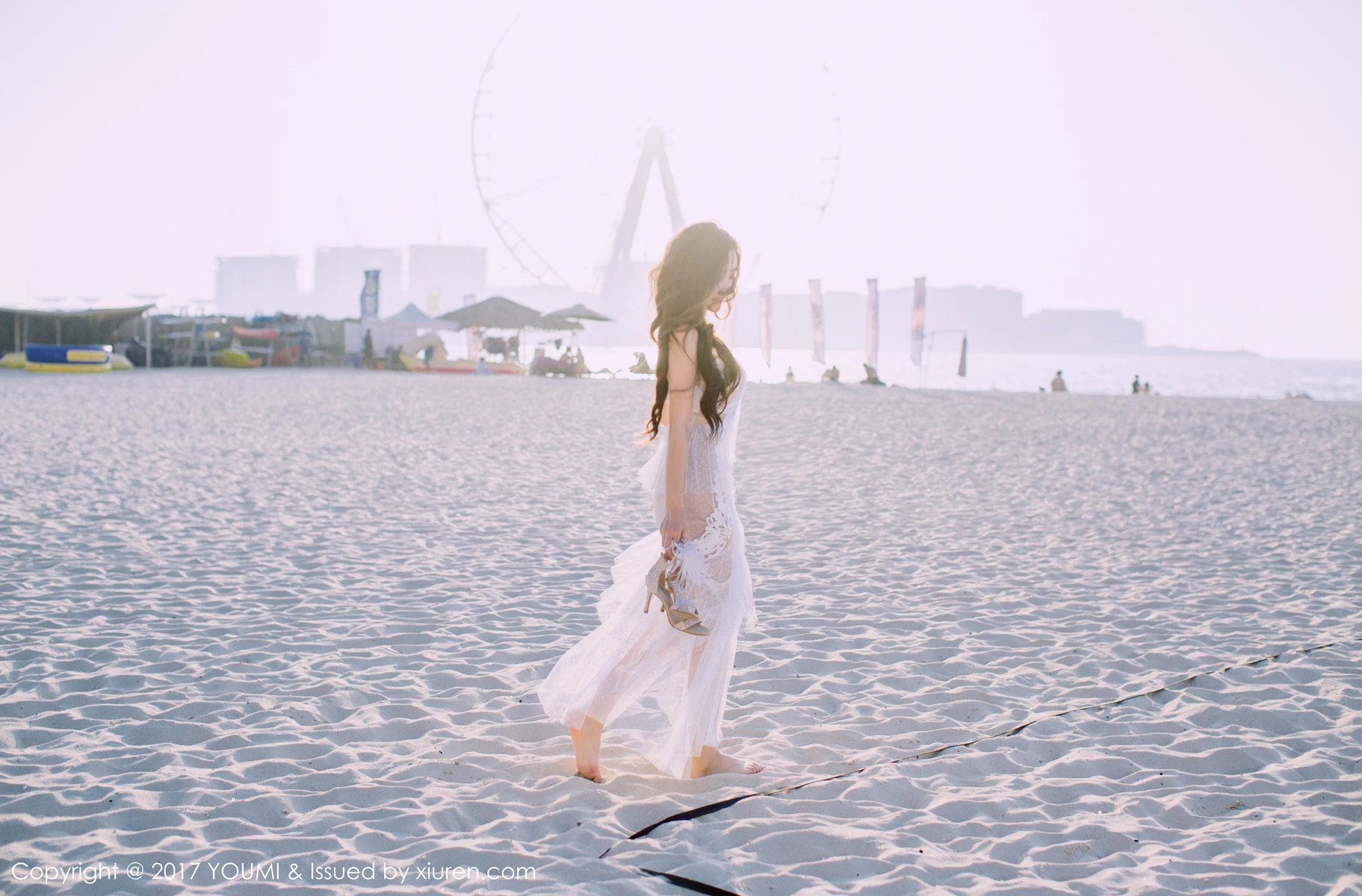 YouMi尤蜜荟 Vol.088_女神Yumi-尤美迪拜旅拍蓝天银滩性感比基尼秀完美身材写真41P - 3