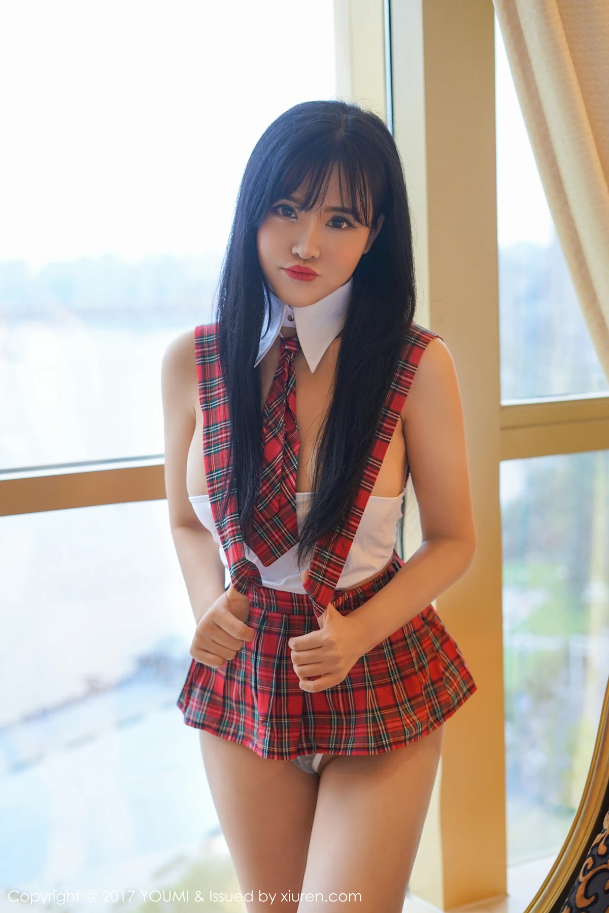 YouMi尤蜜荟 Vol.066_嫩模刘钰儿性感学生格子裙真空秀豪乳丁字裤美臀诱惑写真40P - 7