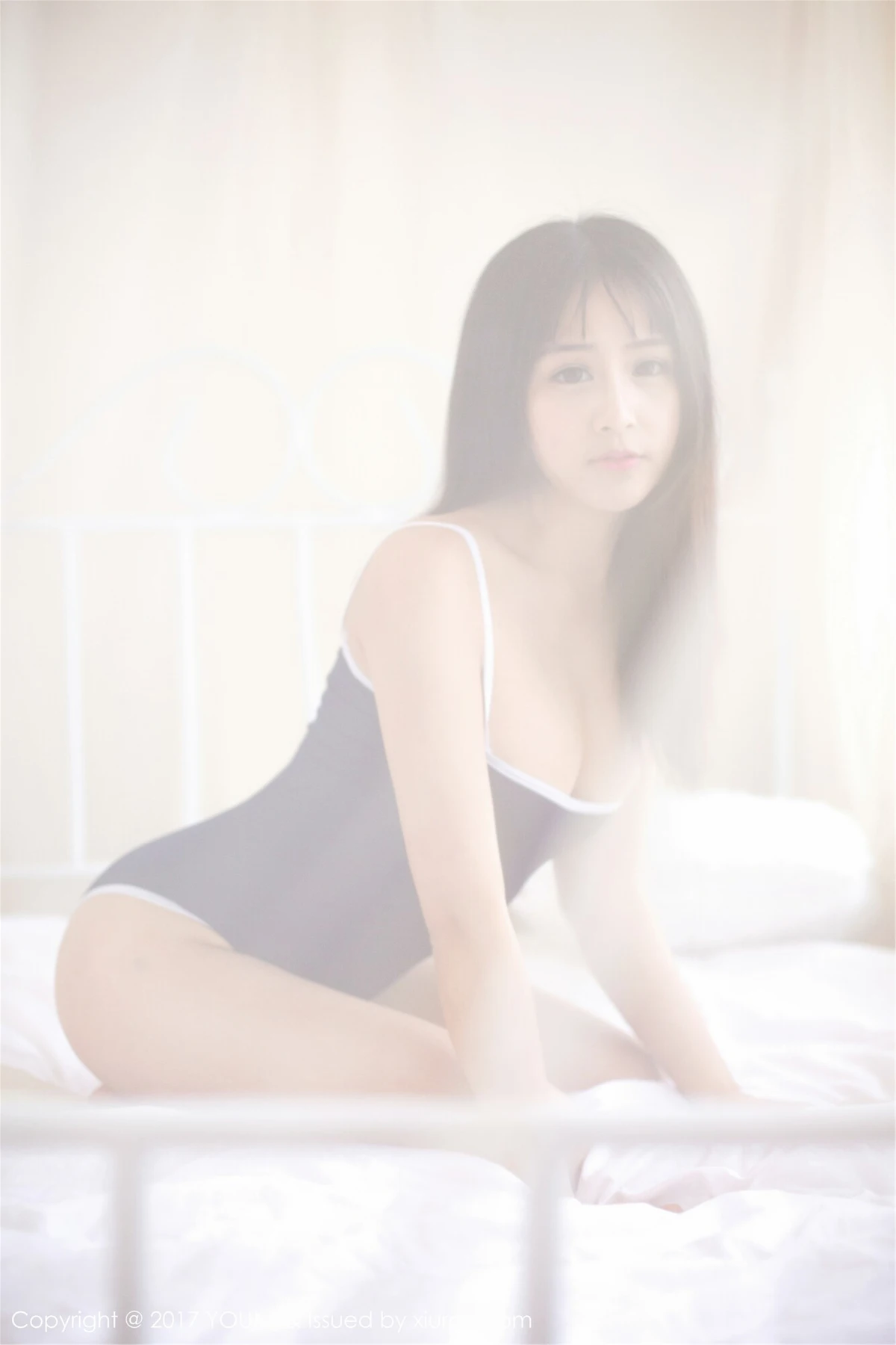 YouMi尤蜜荟 Vol.038_巨乳嫩模思淇Sukiiii居家露背毛衣+死库水秀完美身材写真53P - 3