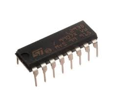 L293D Motor Driver IC