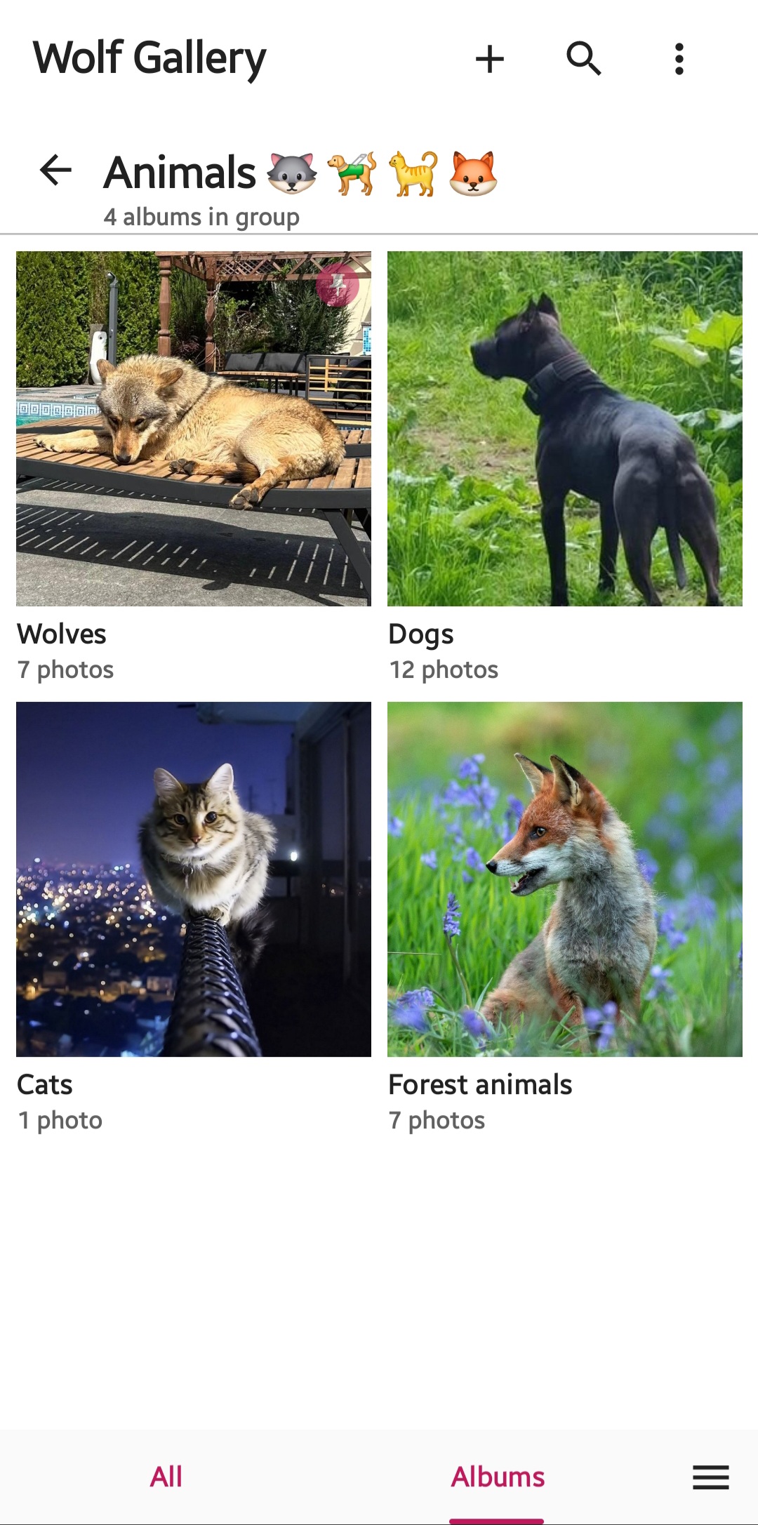 Screenshot 2 of Wolf Gallery — opens full size
