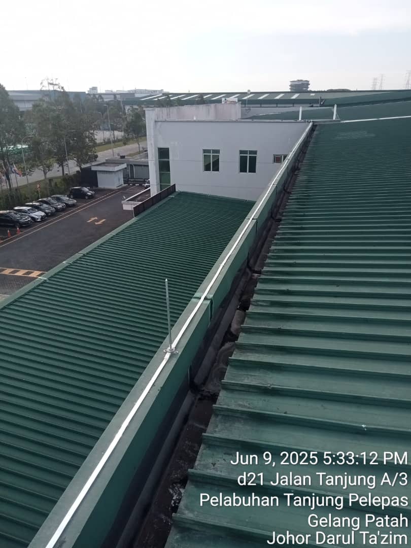 Lightning Arrestor 2