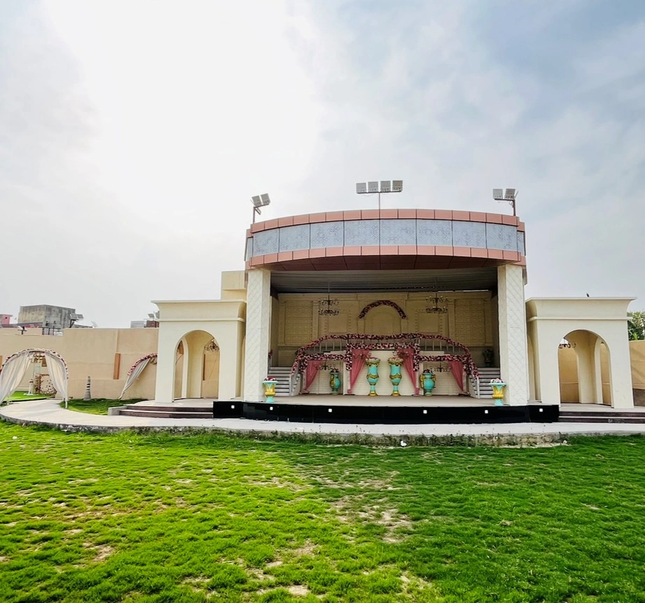 Open-Air Wedding Stage Design