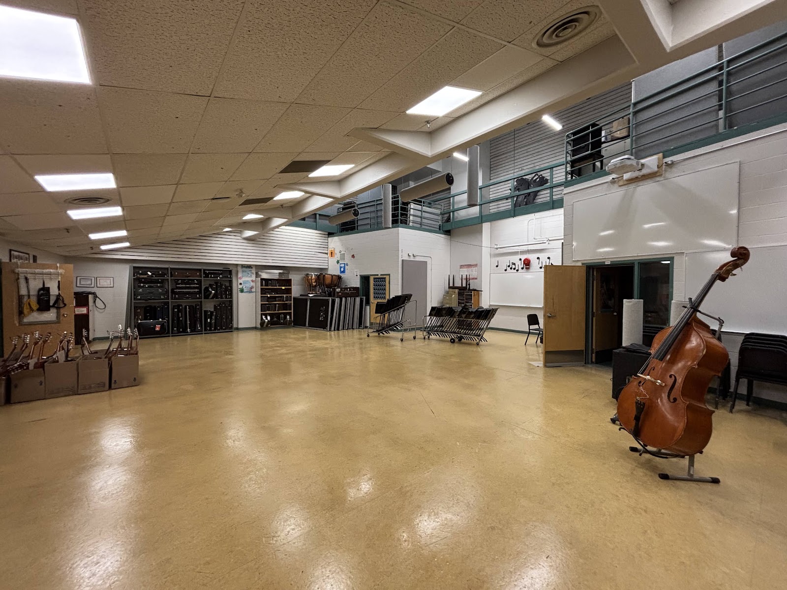 kal-06-band-room