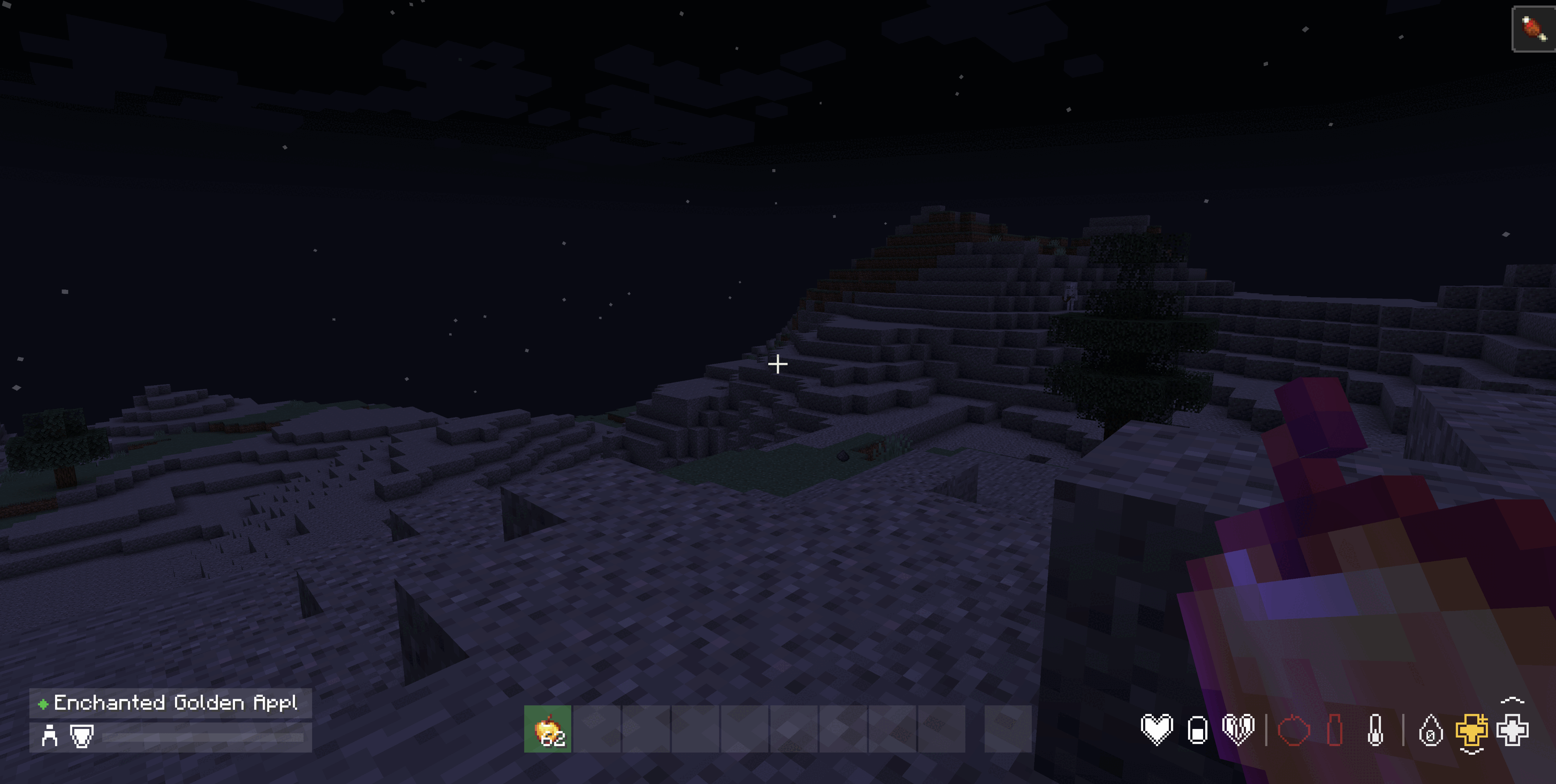 The status readout populated with several potion effect marks at once, sitting alongside the food, water, temperature, experience, health and absorption icons
