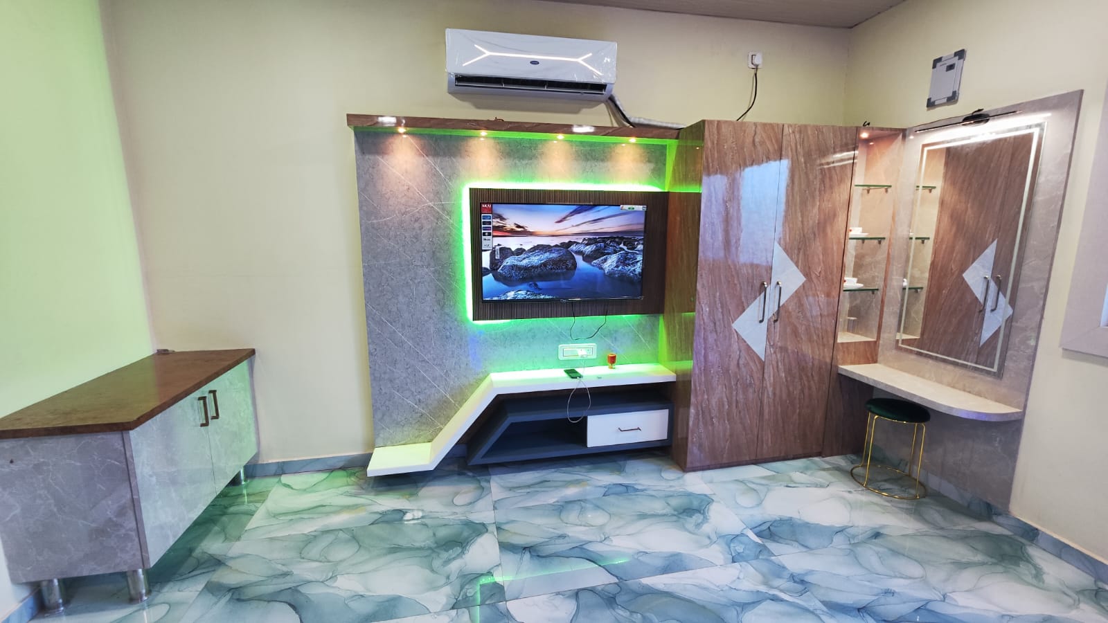 Shree Jagannath Resort slide