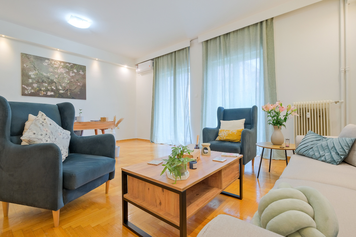 Χώρος Γραφείου 1