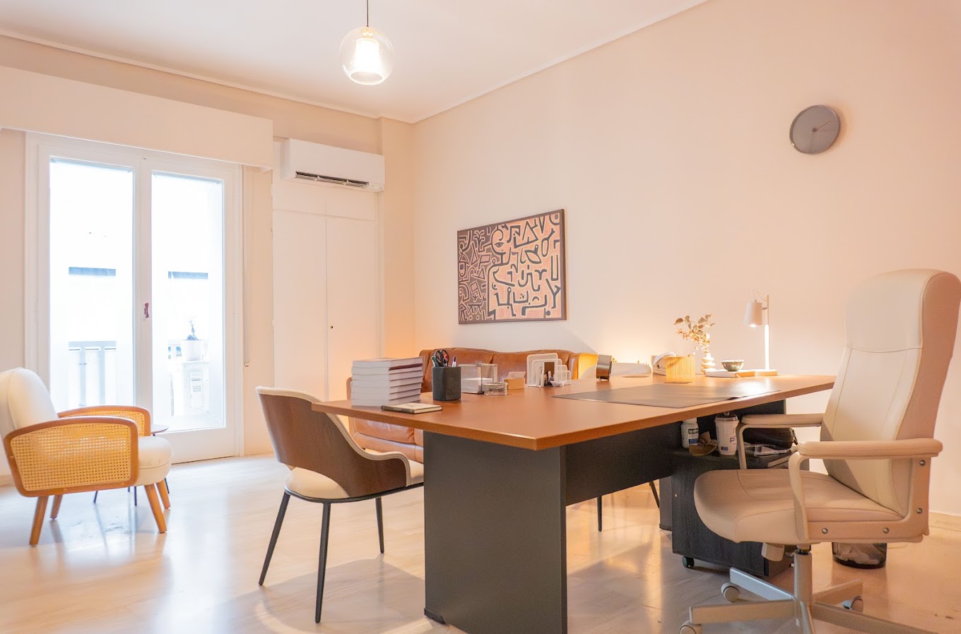 Αδαμαντία Καζάνη — Ψυχολόγος με ειδίκευση στην Σχεσιακή Ψυχαναλυτική Ψυχοθεραπεία