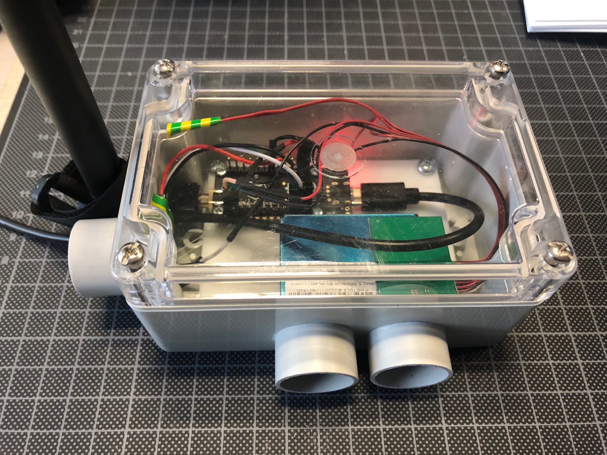 LoRa E5 Mini with BME280 and PMS7003