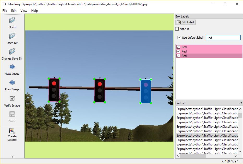 labeling a traffic light