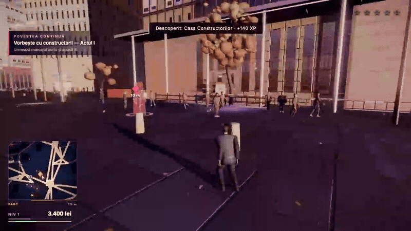 Gameplay: running through a crowded Bucharest street at sunset