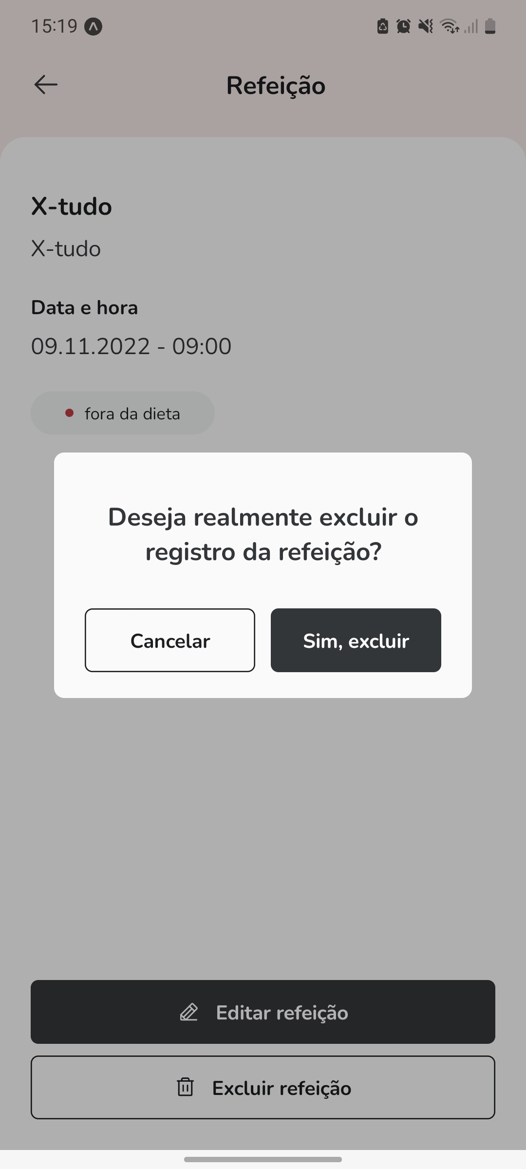 Print da tela de refeição que mostra a refeição escolhida com um modal de confirmação para exclusão do registro