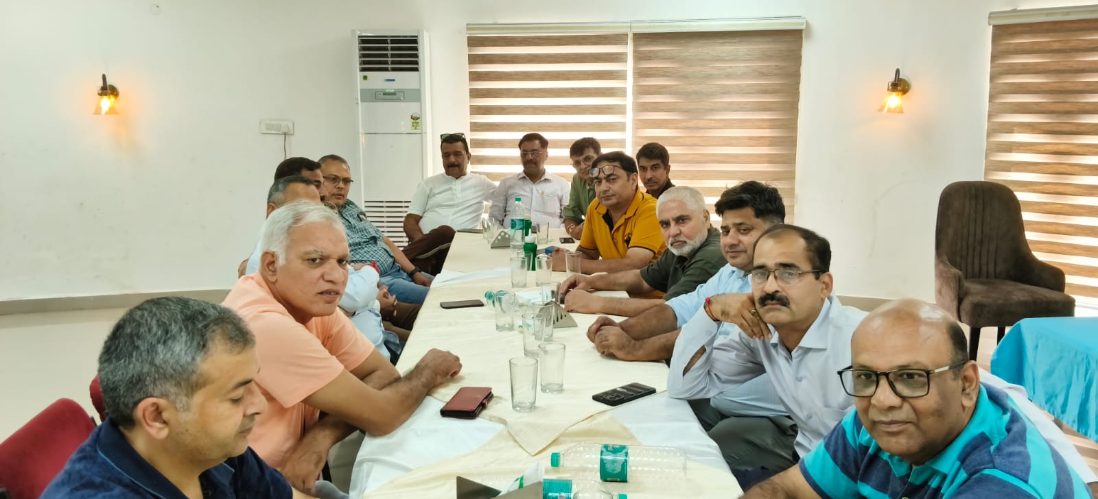 Classmates from the 1988–89 Electrical Engineering batch of Nilokheri Polytechnic at a reunion meetup