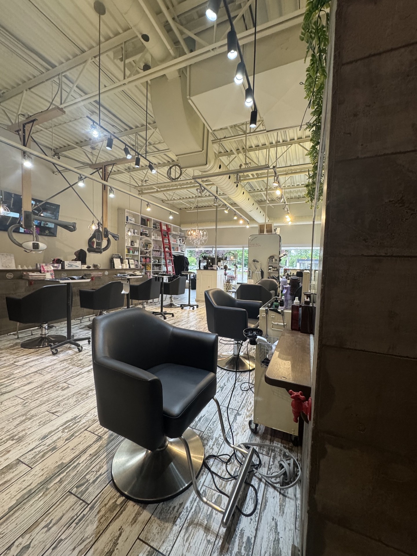 Postes de coiffage, salon Fluide