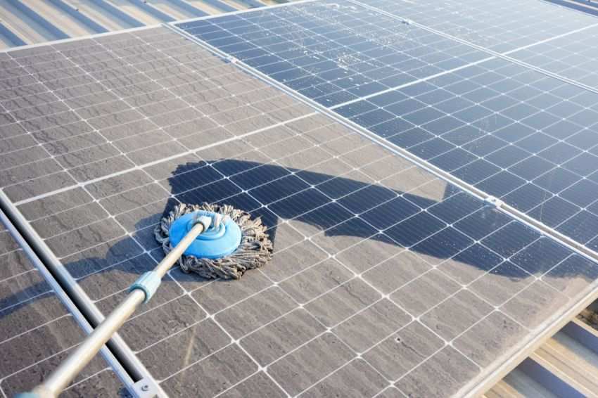 Quando fazer manutenção nas placas solares