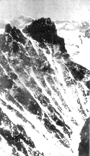 「●グロース・シュレックホルン頂上よりグロース・ラウテラールホルンを望む」のキャプション付きの写真