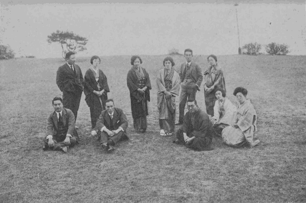 「星ヶ浦海岸星の家の庭上」のキャプション付きの写真