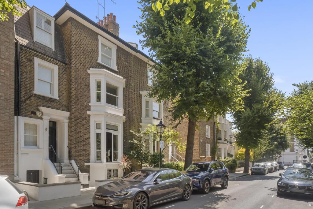 Clareville Grove, a two-bedroom apartment in South Kensington