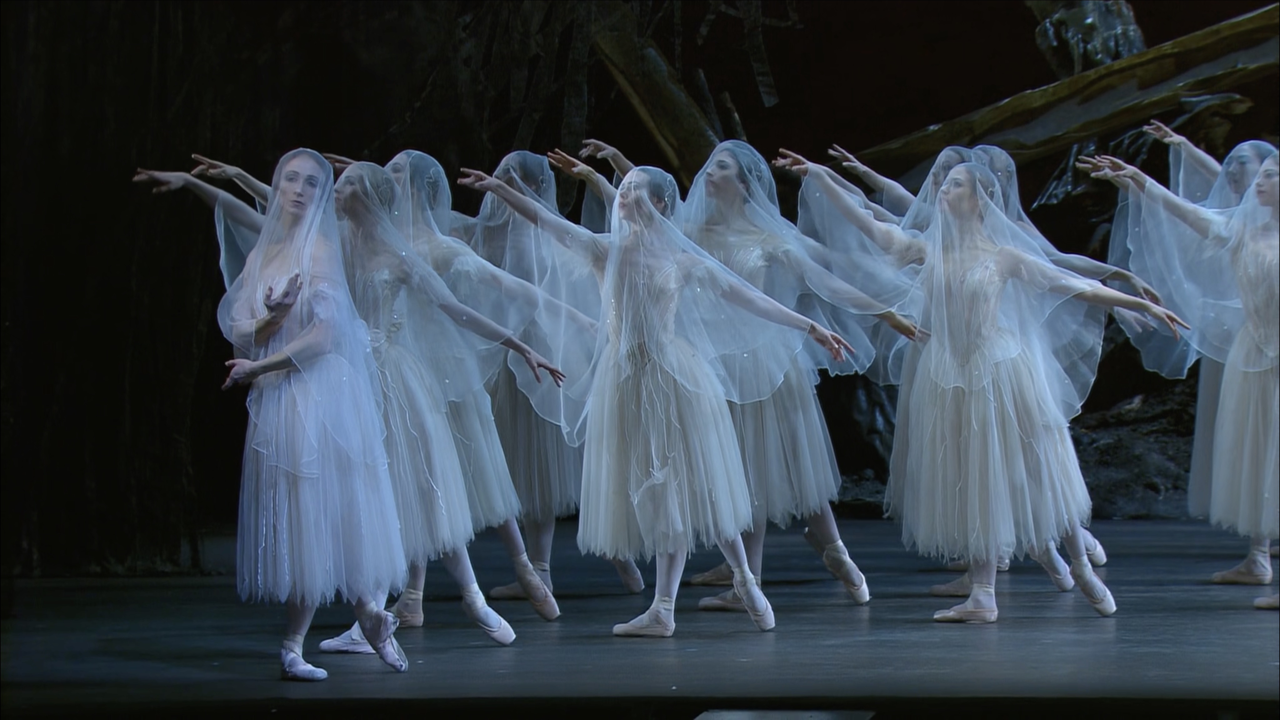 Act II from Royal Ballet’s 2006 Giselle, and doesn’t the Willis look so much like the veiled virgin by Giovanni Strazza?