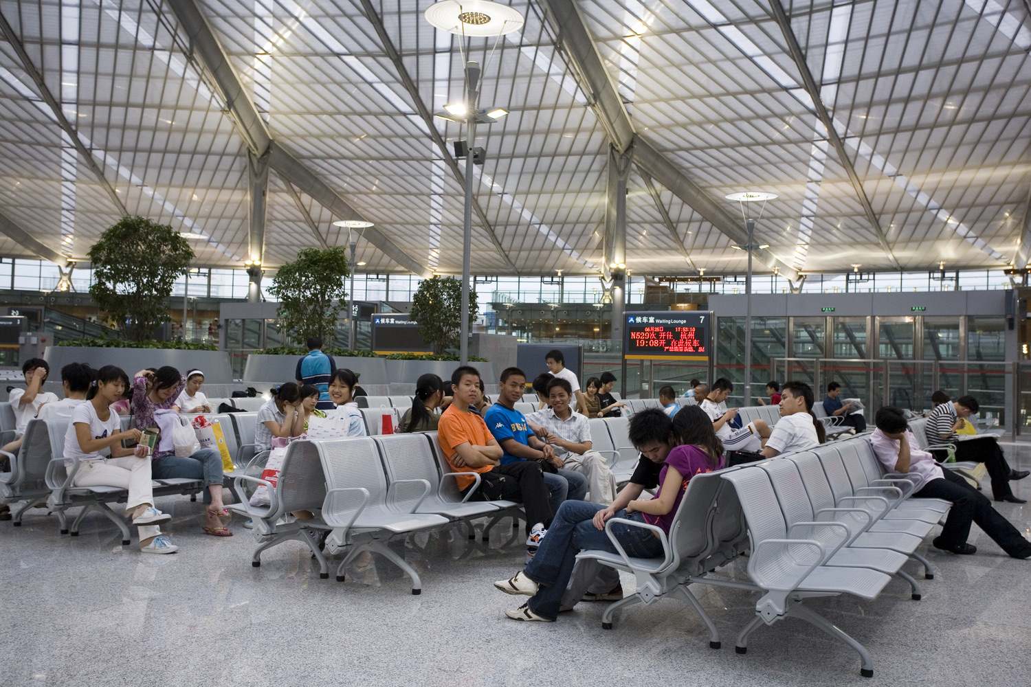 Source: ArchDaily Waiting area