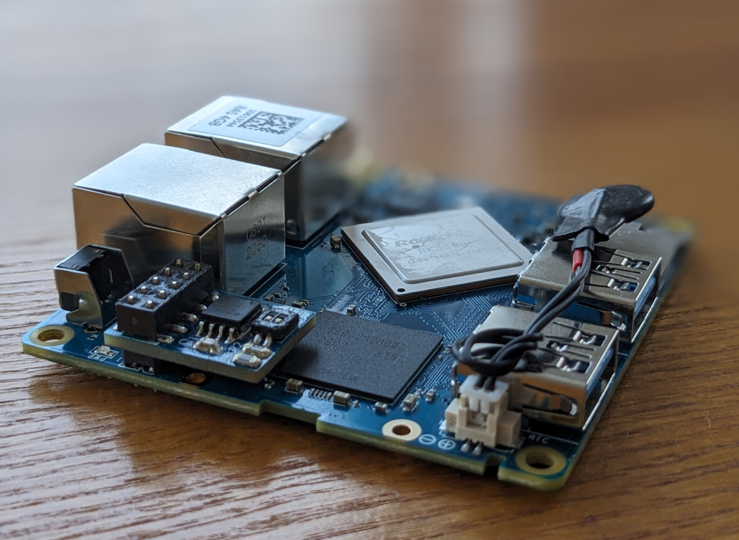 Nanopi r4s spi flash board, from the project README